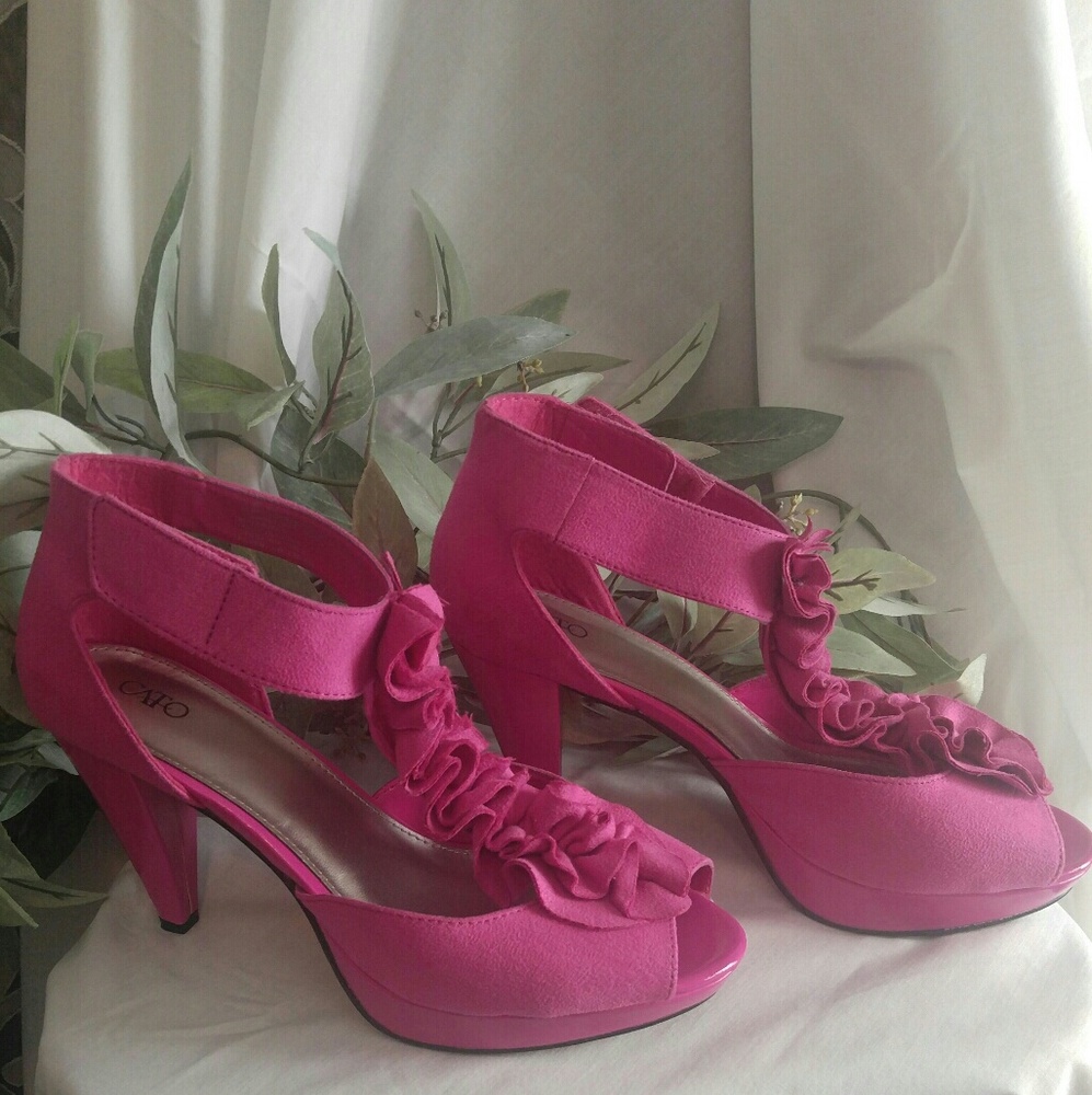 HOT PINK RUFFLED SUEDE CATO HEELS